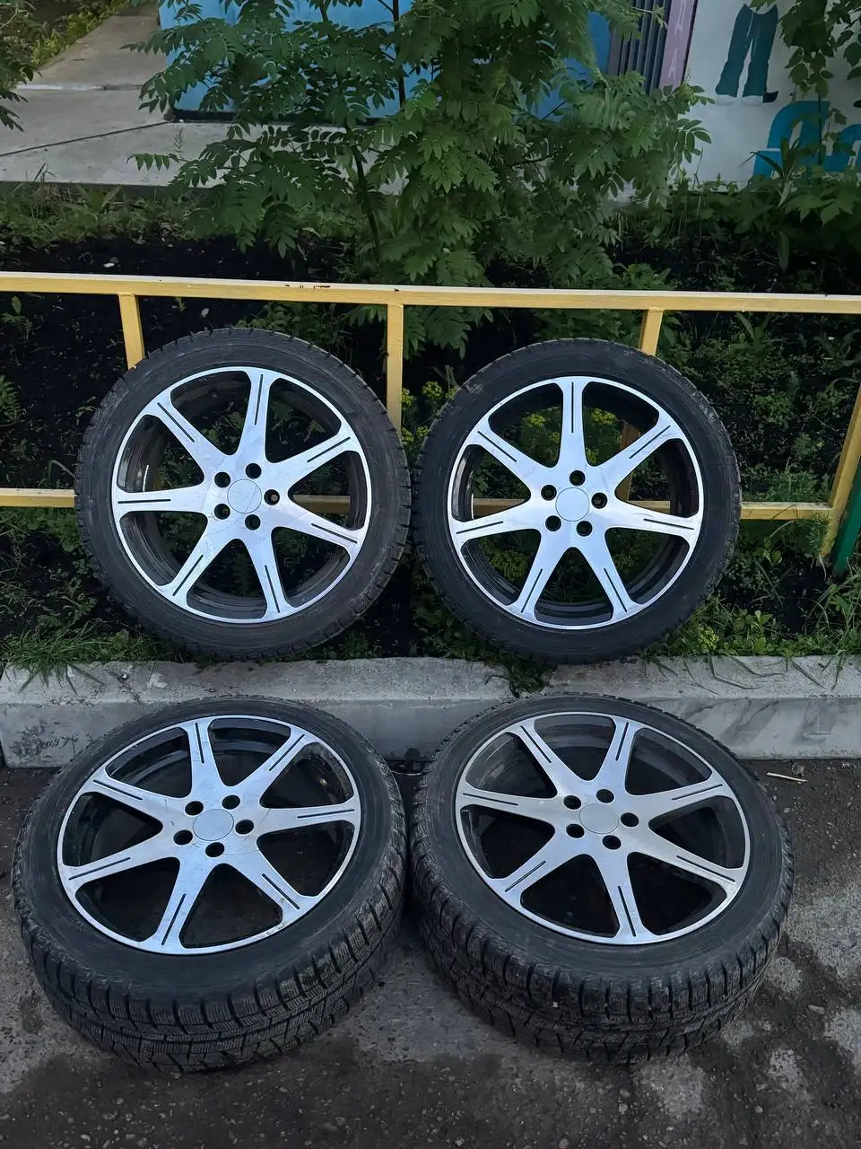 Продам диски R17 - Диски (Запчасти) в Ангарск