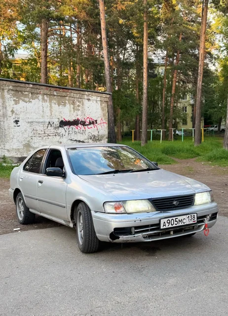 Продажа Nissan Sunny 1998 - Автобусы в Иркутск