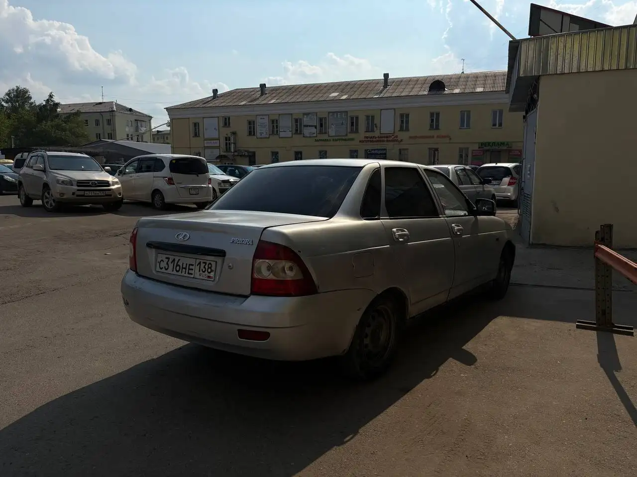 Продам Приору 2010 года - Легковые автомобили (Авто) в Иркутск