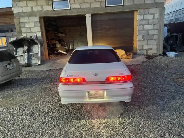 Toyota Mark II GX100 1G-FE Beams - Сиденья в Иркутск