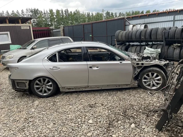 Продажа голого кузова Lexus LS 460 коротыш - Сиденья в Иркутск