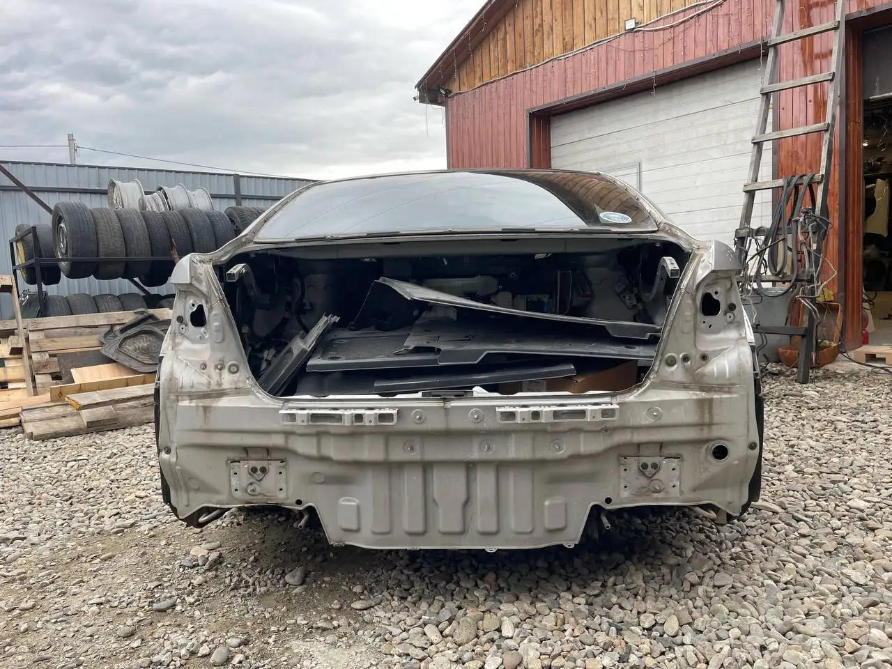Продажа голого кузова Lexus LS 460 коротыш - Кузов (Авто) в Иркутск