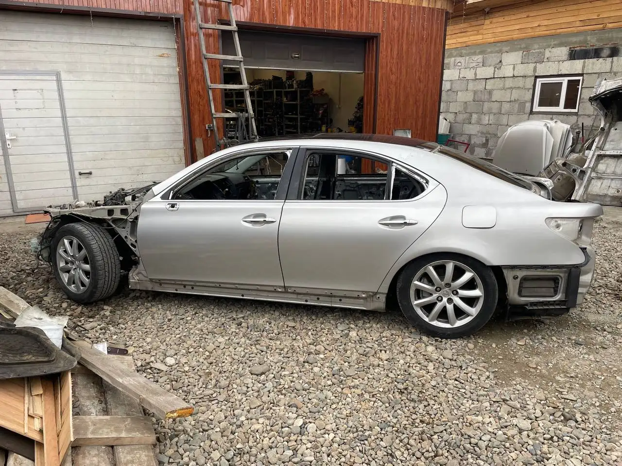 Продажа голого кузова Lexus LS 460 коротыш - Кузов (Авто) в Иркутск