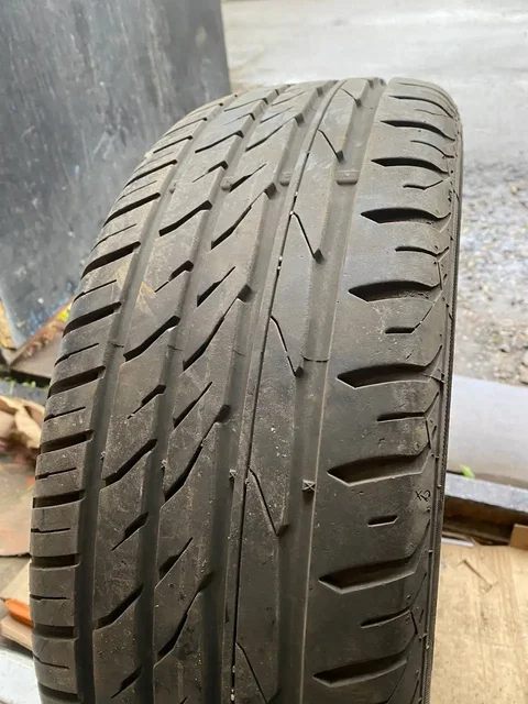 Продажа новой шины 195/55 R16 - Сиденья в Иркутск