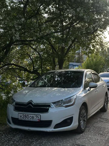 Citroen C4 2014, 1.6л - Сиденья в Иркутск