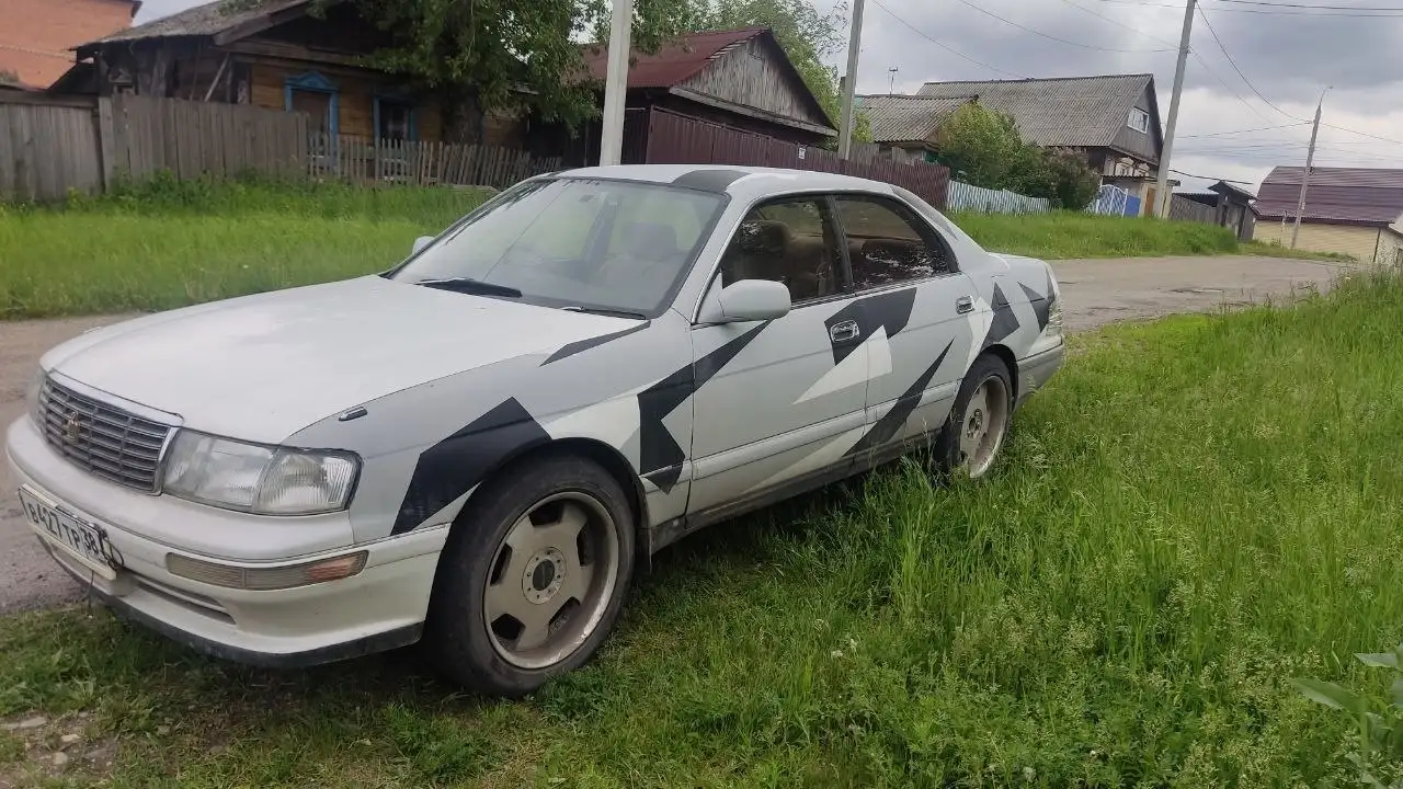 Toyota Crown GS141 2.0 - Легковые автомобили (Авто) в Иркутск
