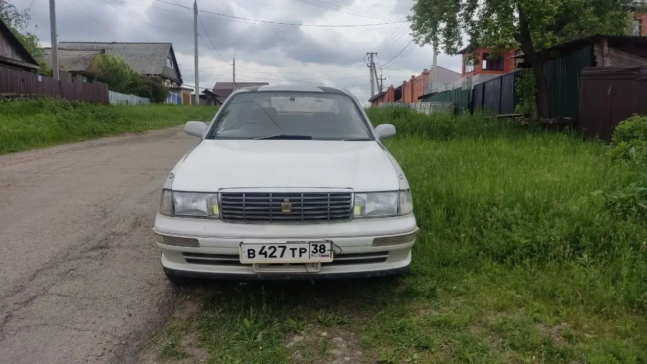 Toyota Crown GS141 2.0 - Легковые автомобили (Авто) в Иркутск