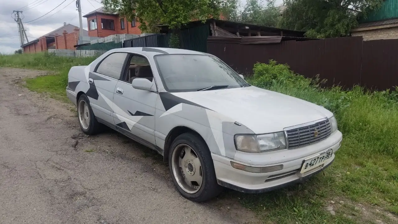 Toyota Crown GS141 2.0 - Легковые автомобили (Авто) в Иркутск