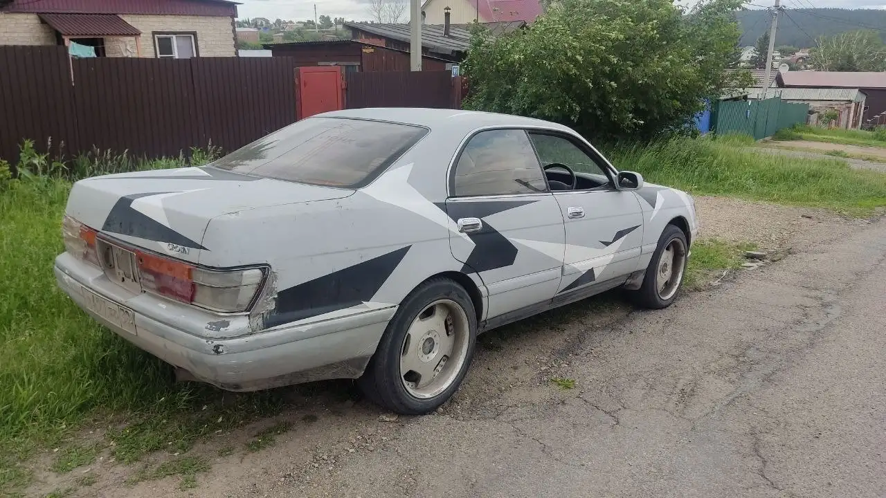 Toyota Crown GS141 2.0 - Легковые автомобили (Авто) в Иркутск