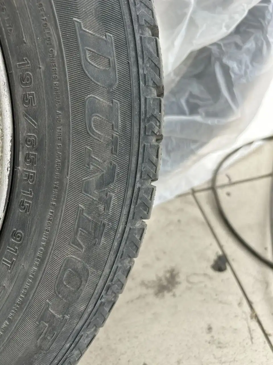 Продам комплект зимних колес 195/65R15 - Шины и диски (Авто) в Иркутск