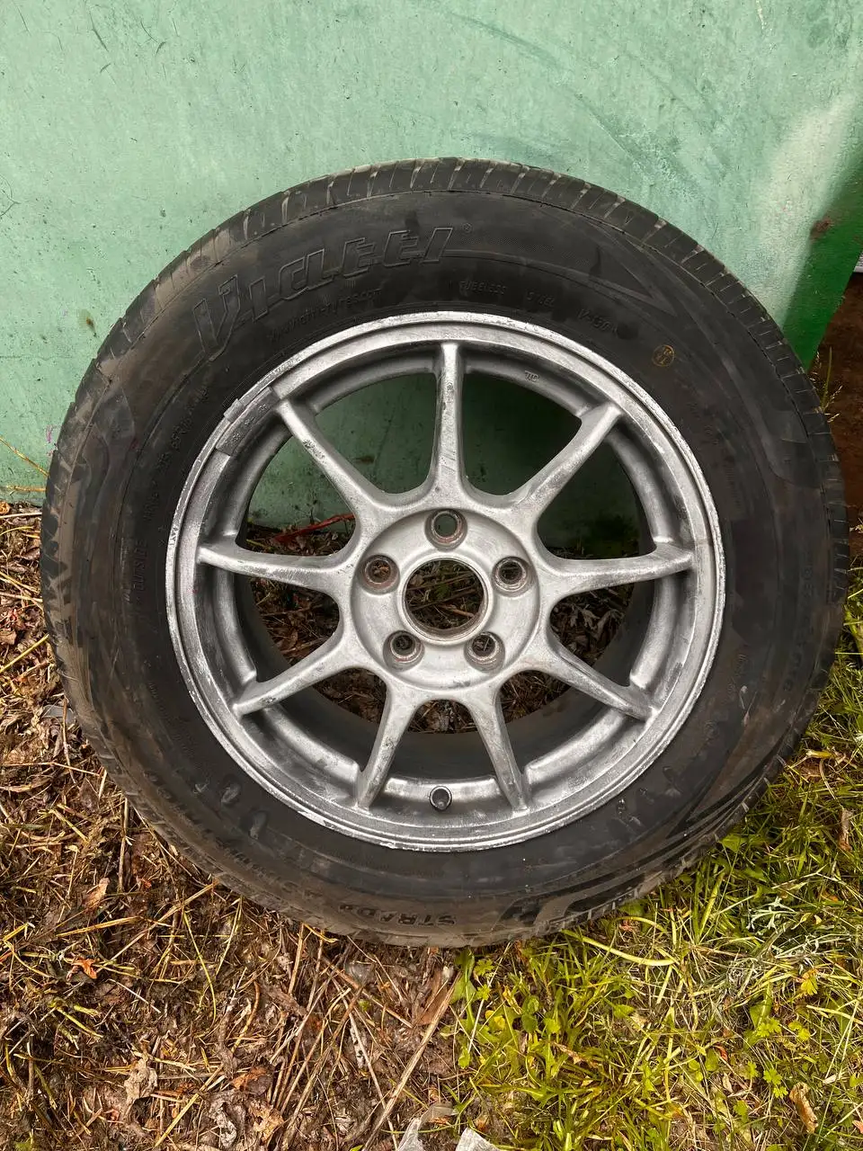 Продам 205/65/16 5/114.3 - Шины (Авто) в Иркутск