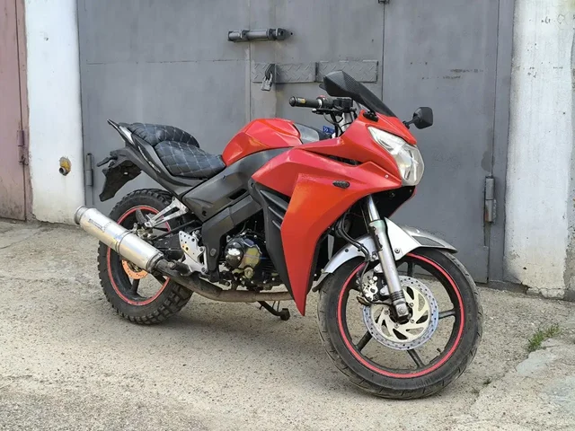 Мотоцикл 250 кубов 2014 - Авто в Иркутск