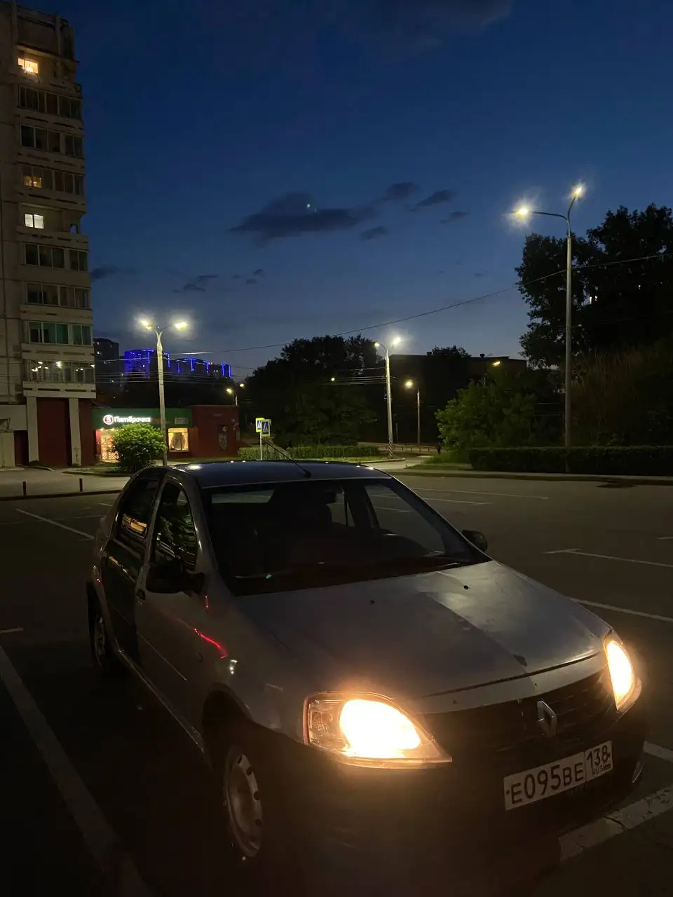Renault Logan 1, 2012 - Легковые автомобили (Авто) в Иркутск