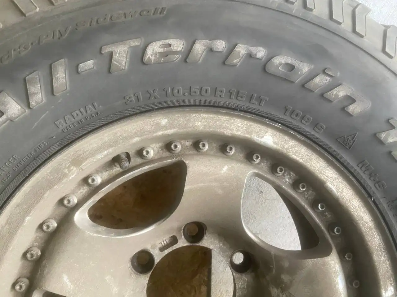 Продам резину - Шины и диски (Авто) в Иркутск