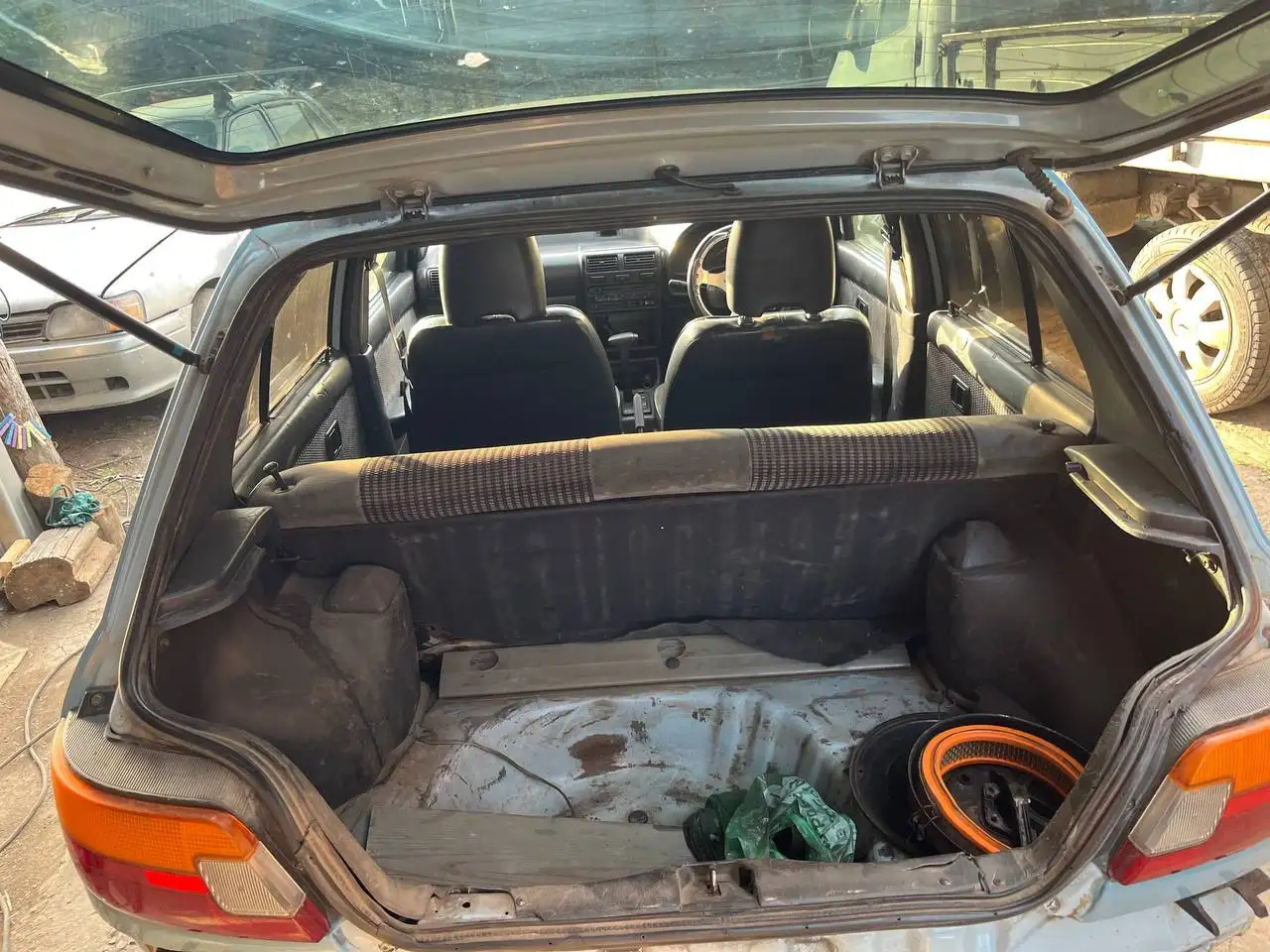 Продам Toyota Starlet четырехдверку - Легковые автомобили (Авто) в Усолье-Сибирское