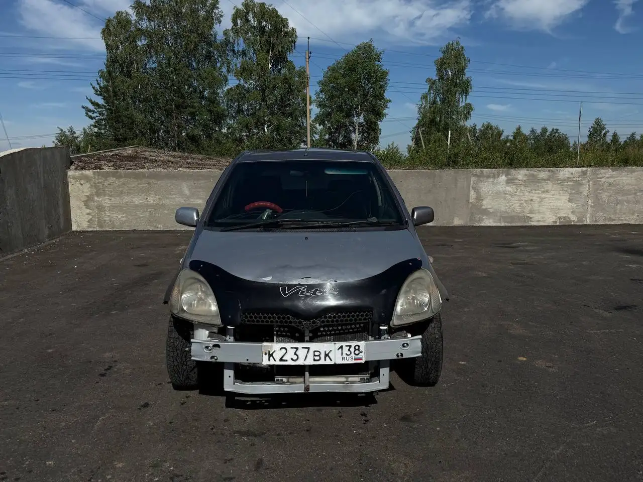 Toyota Vitz 2001 - Авто в Иркутск