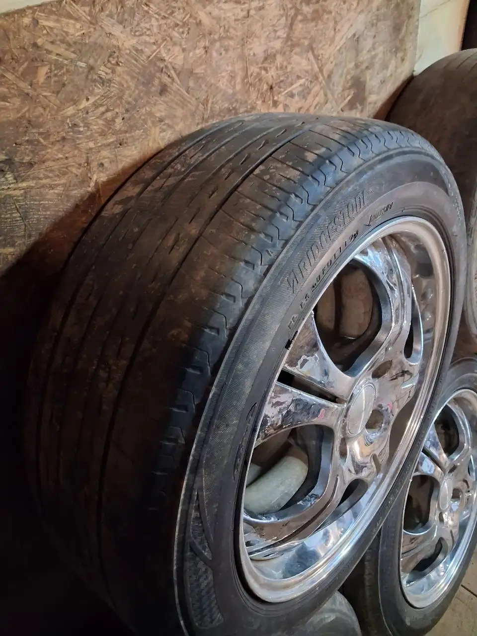 Обмен резины Bridgestone 195/55R16 на 4x114 R15/16 - Шины и диски (Авто) в Иркутск