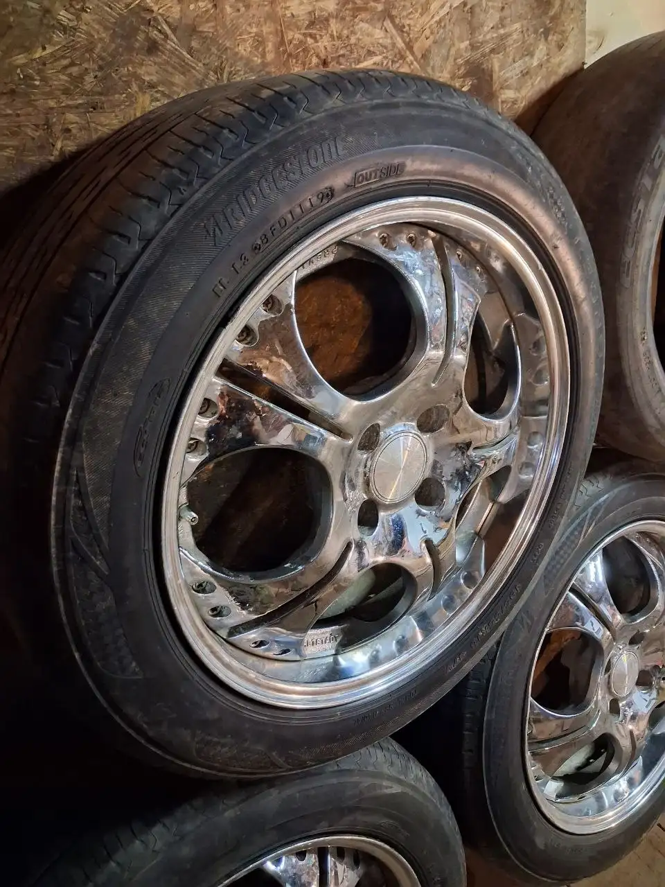 Продам шины 205/55 R16 и R18 - Шины (Авто) в Иркутск