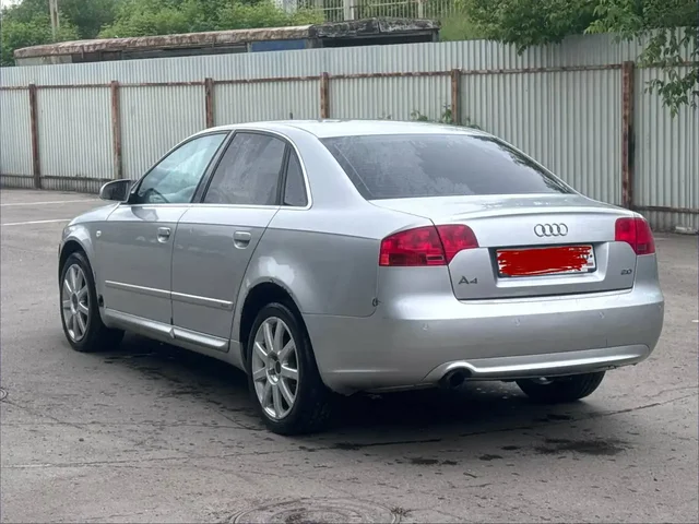 Audi A4 B7 2007 2.0 130 л.с. - Легковые авто в Иркутск