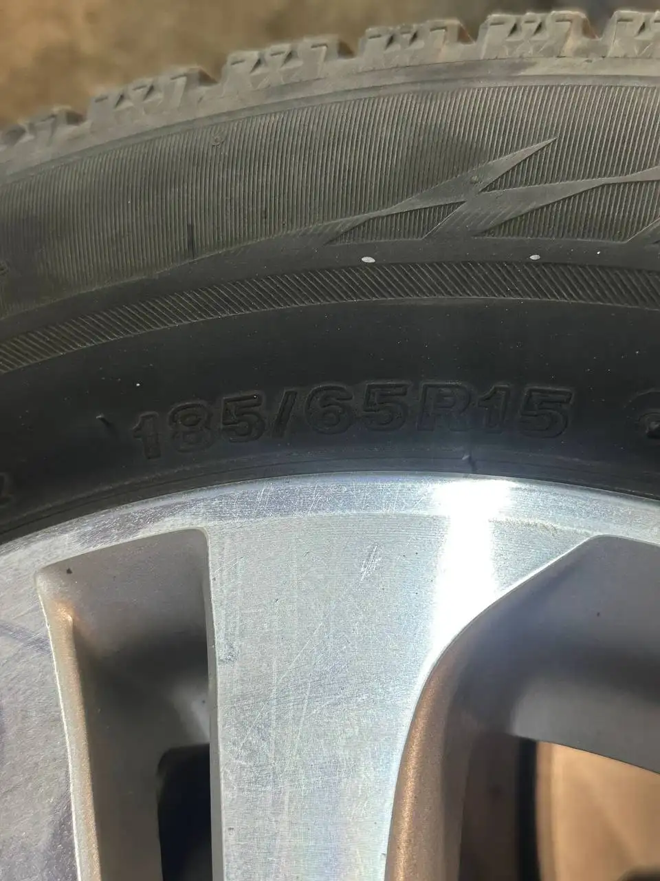 Продам японские литые диски с резиной - Колёса и шины (Авто) в Иркутск
