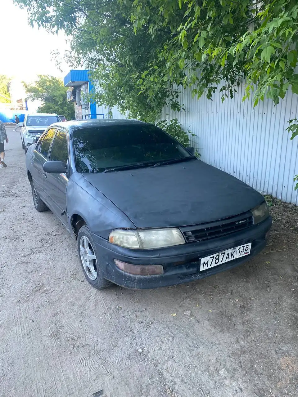 Тойота Карина 1993 г.в. - Легковой автомобиль (Авто) в Иркутск