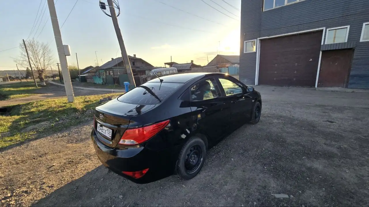 Продам Hyundai Solaris - Hyundai Solaris (Авто) в Иркутск