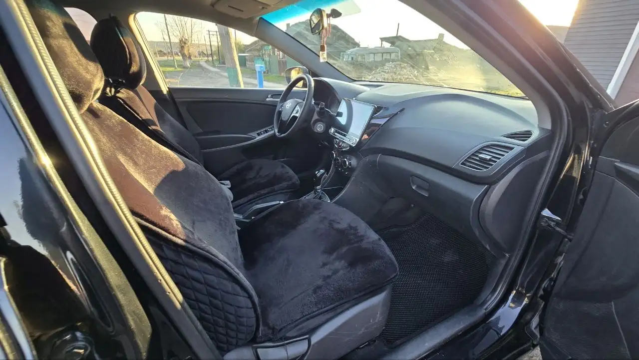 Продам Hyundai Solaris - Hyundai Solaris (Авто) в Иркутск