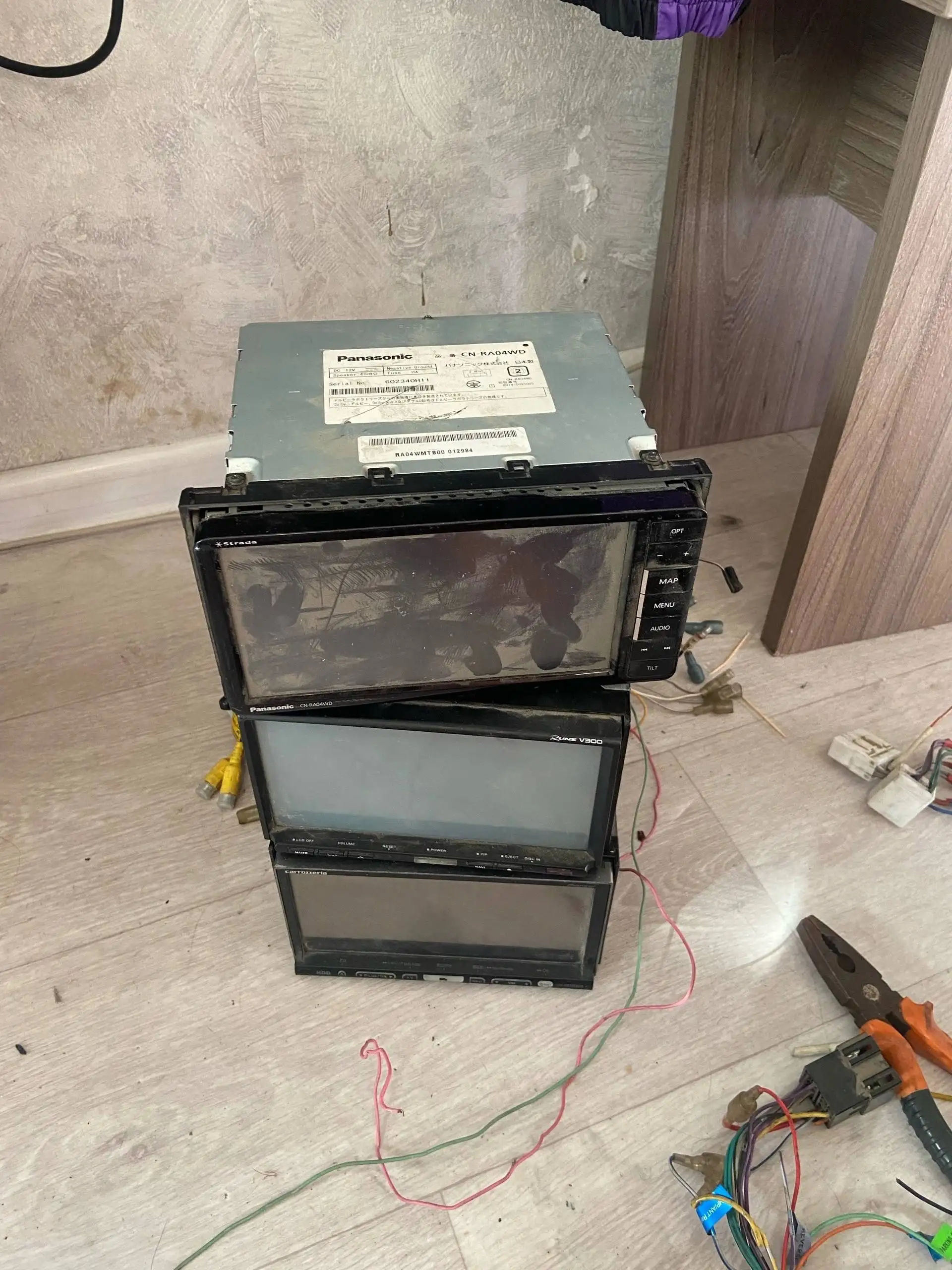 Продам магнитолы, оригинальные Pioneer - Автомагнитолы (Электроника) в Иркутск