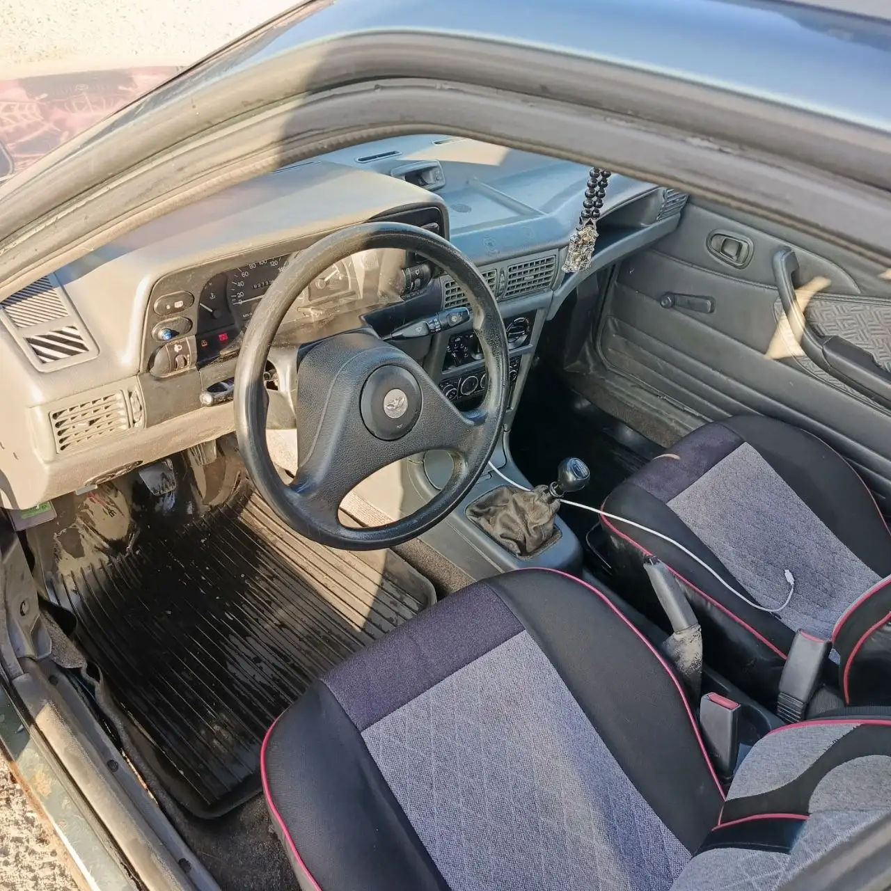 Продам автомобиль 8 лет в одних руках - Легковые автомобили (Авто) в Иркутск
