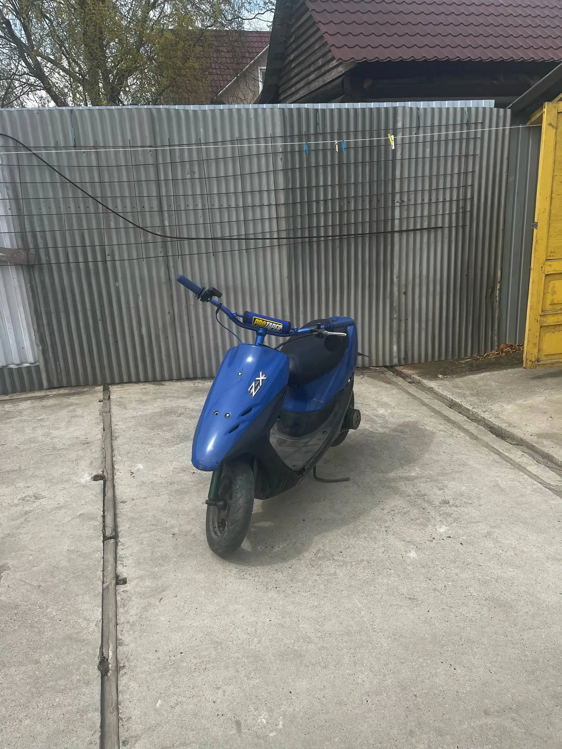 Honda Dio 35ZX в синем цвете (не на ходу, для дособора) - Мототехника (Авто) в Иркутск
