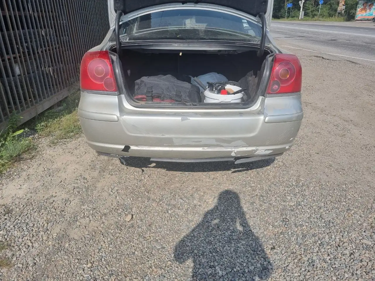 Бампер под ремонт Toyota Avensis 250 - Кузов (Запчасти) в Иркутск