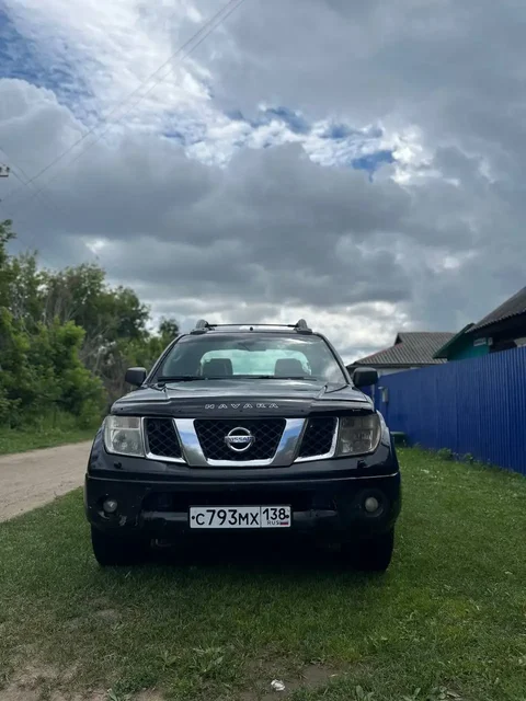 Nissan Navara 2006, 2.5 л турбо-дизель, автомат, 4WD - частное объявление в Иркутск