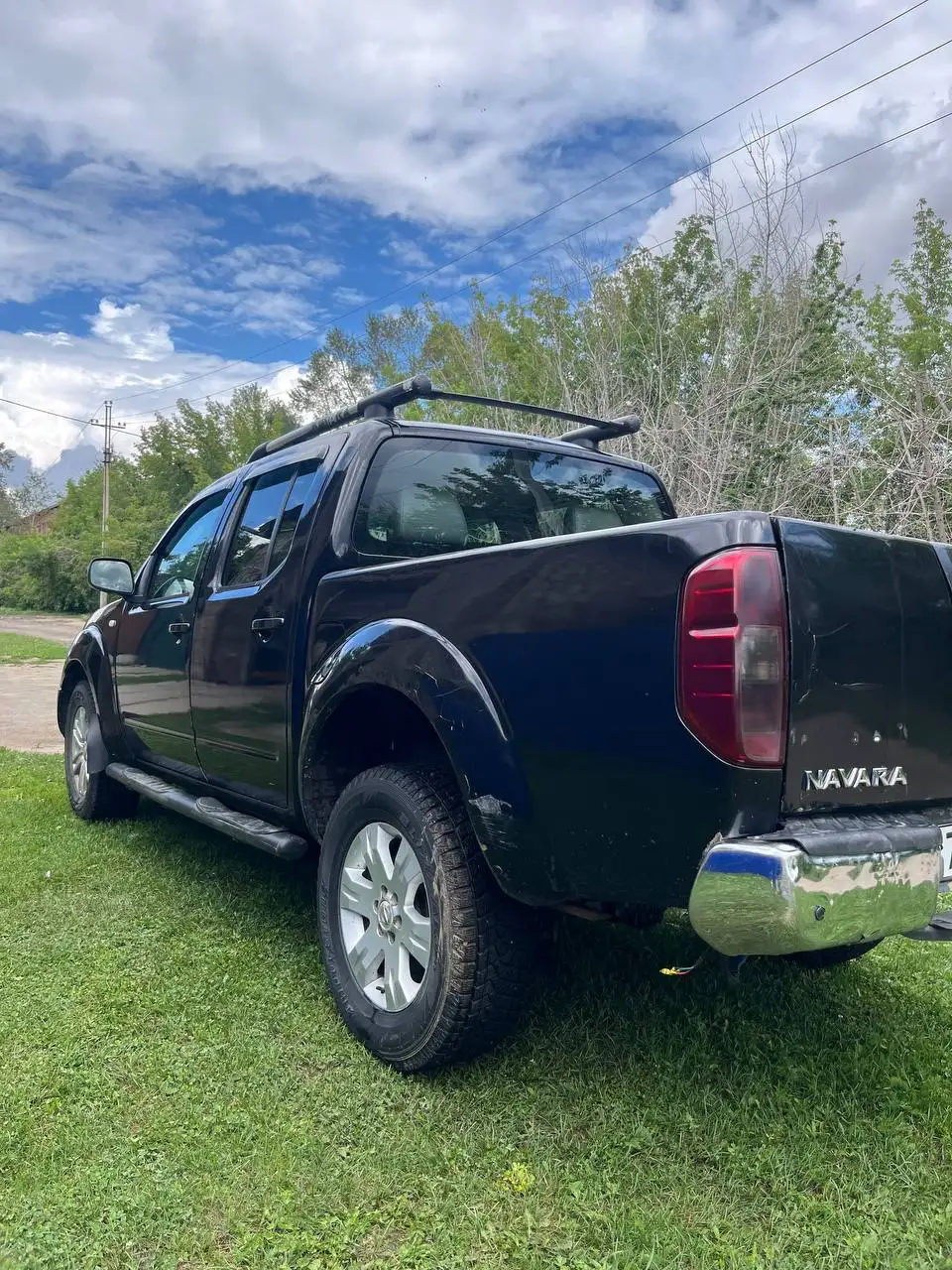 Nissan Navara 2006, 2.5 л турбо-дизель, автомат, 4WD - Автомобили (Авто) в Иркутск