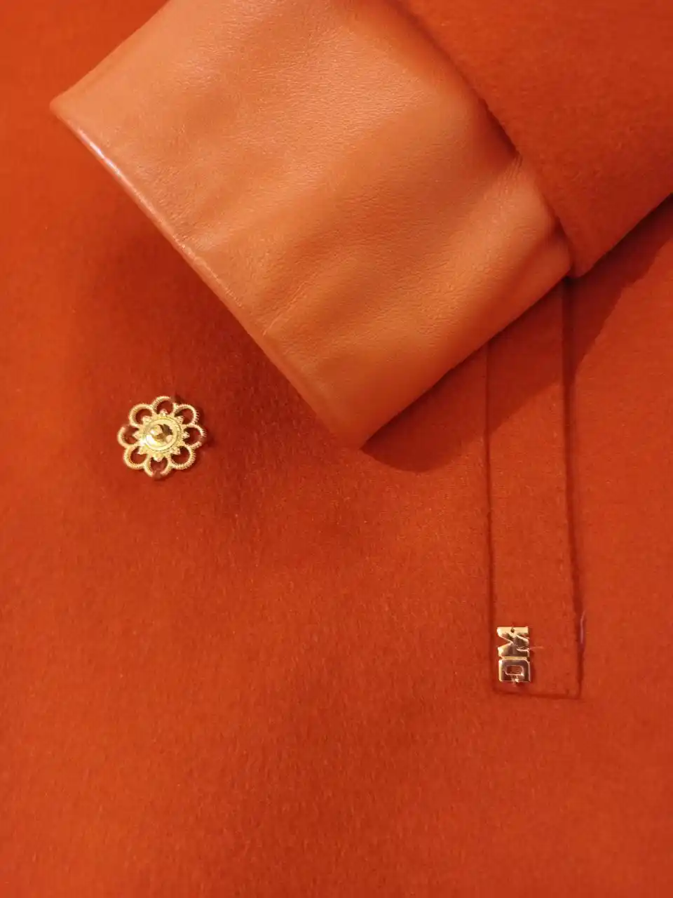 Женское пальто Dolche Moda терракотового цвета