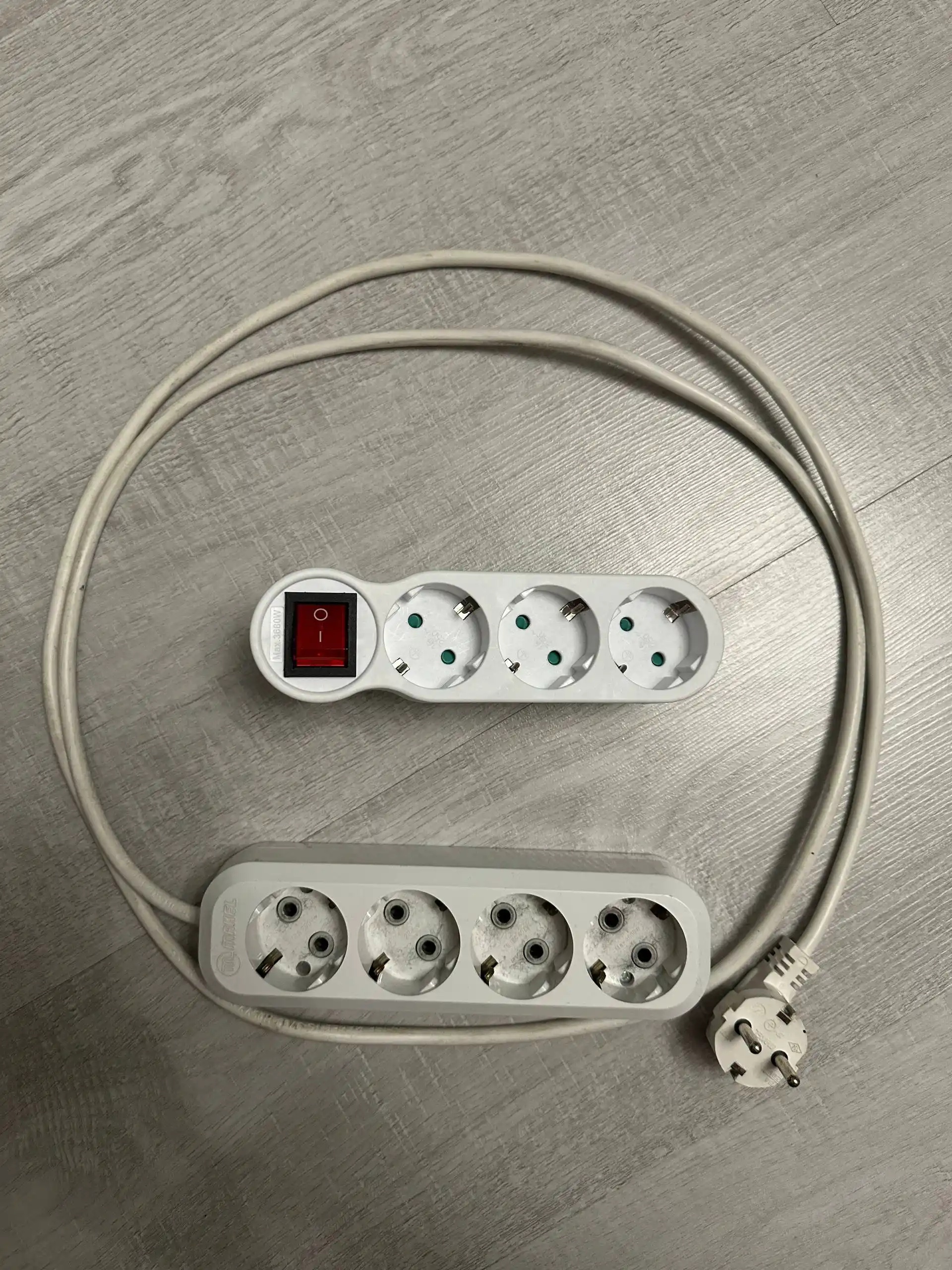 Удлинитель с разветвителем