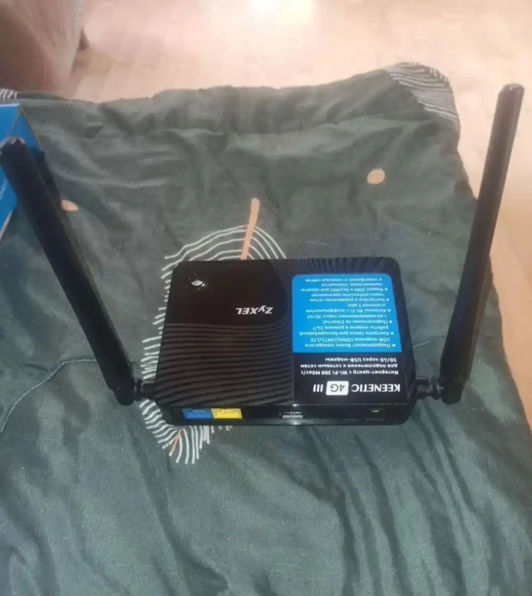 Вай-фай роутер + модем 4G Yota