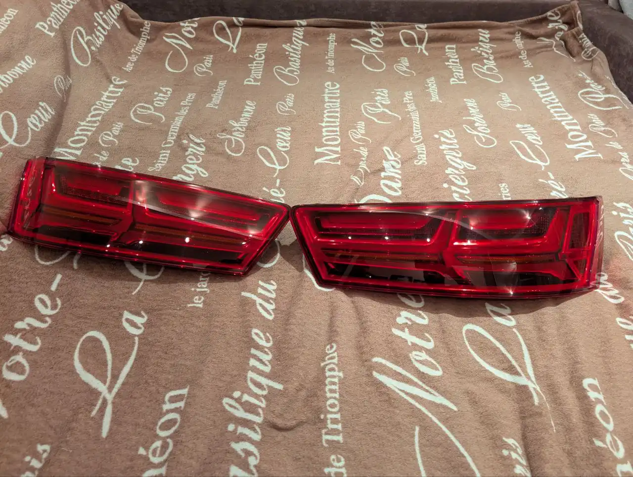 Фонари Audi Q7