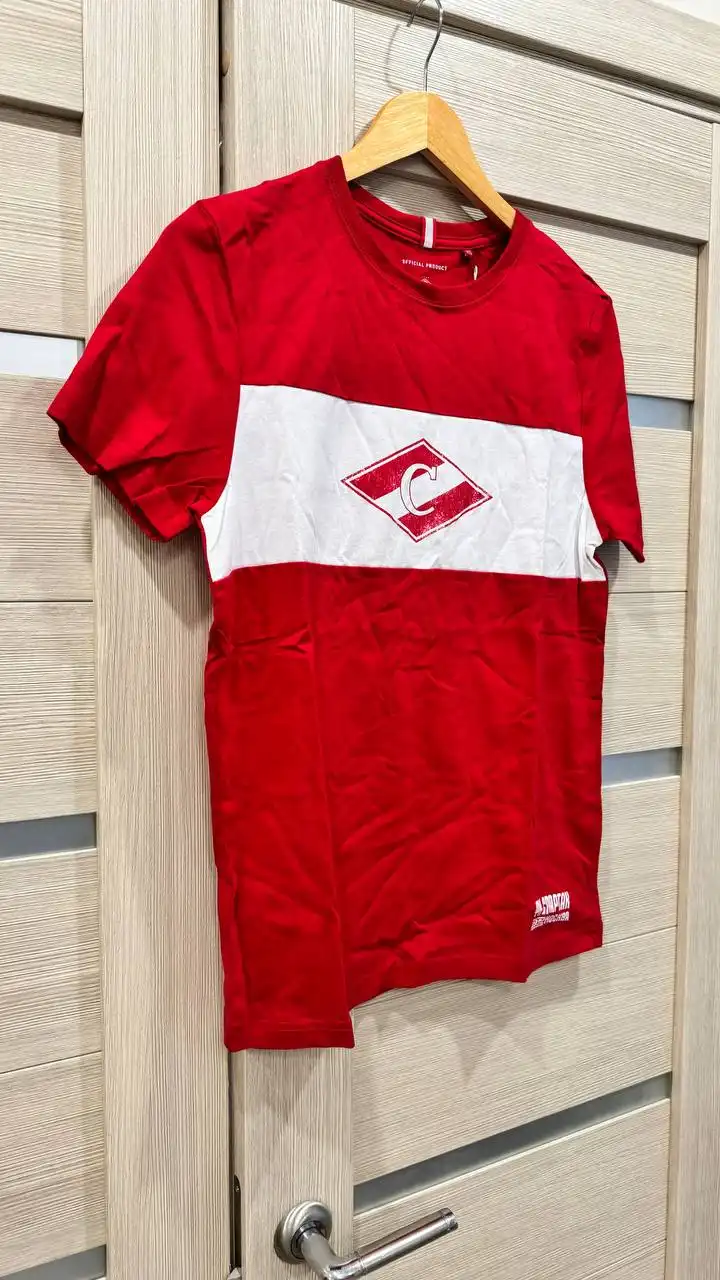 Фирменная атрибутика московского Спартака