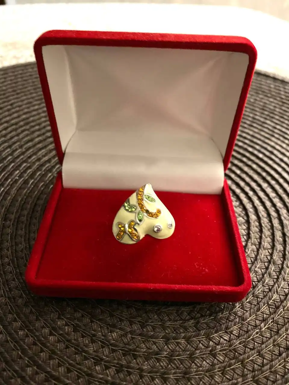 Серебряное кольцо сердечко 925 пробы