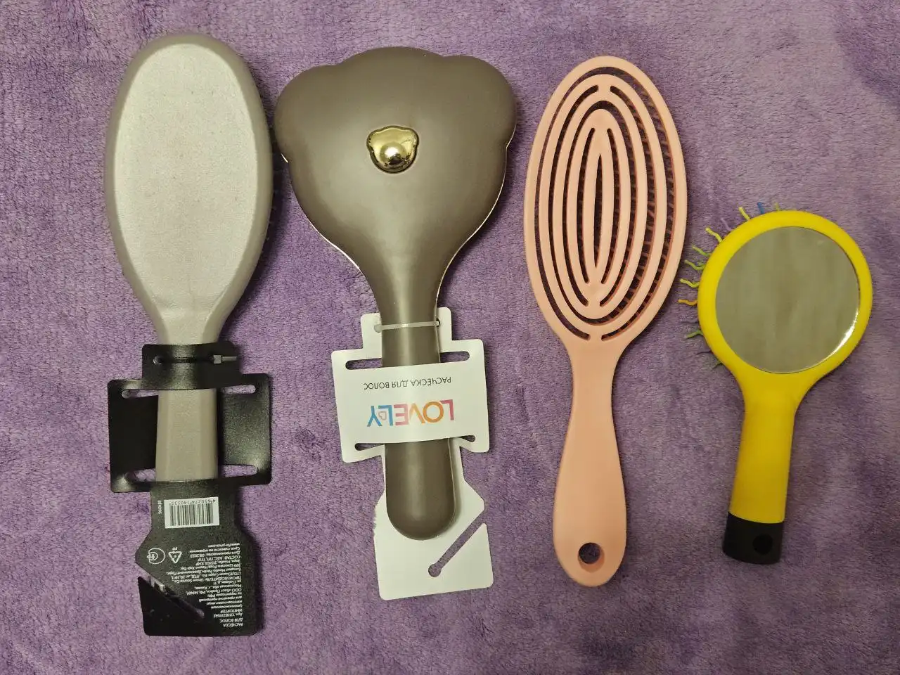 Расчёски в упаковке и отдельные цветные расчёски