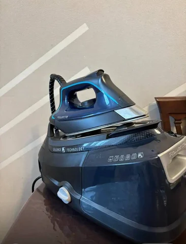 Новый паровой утюг Rowenta в коробке - Для дома и дачи в Люберцы