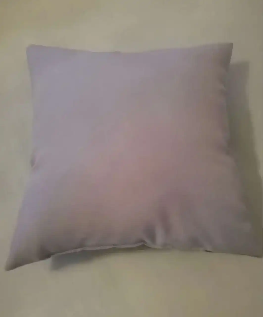 Декоративные подушки в отличном состоянии