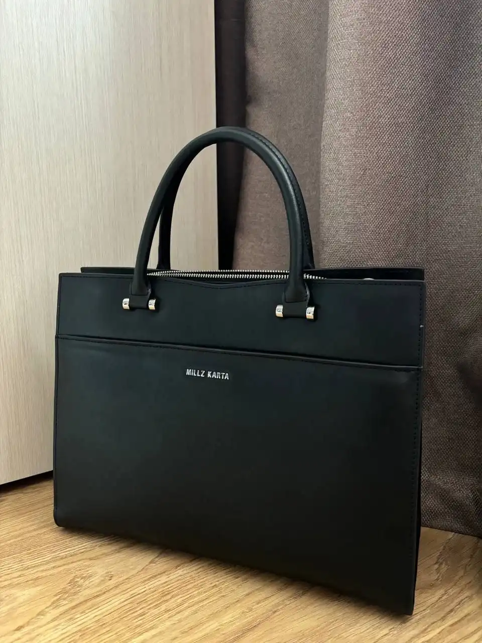 Сумка новая, не подходит по стилю