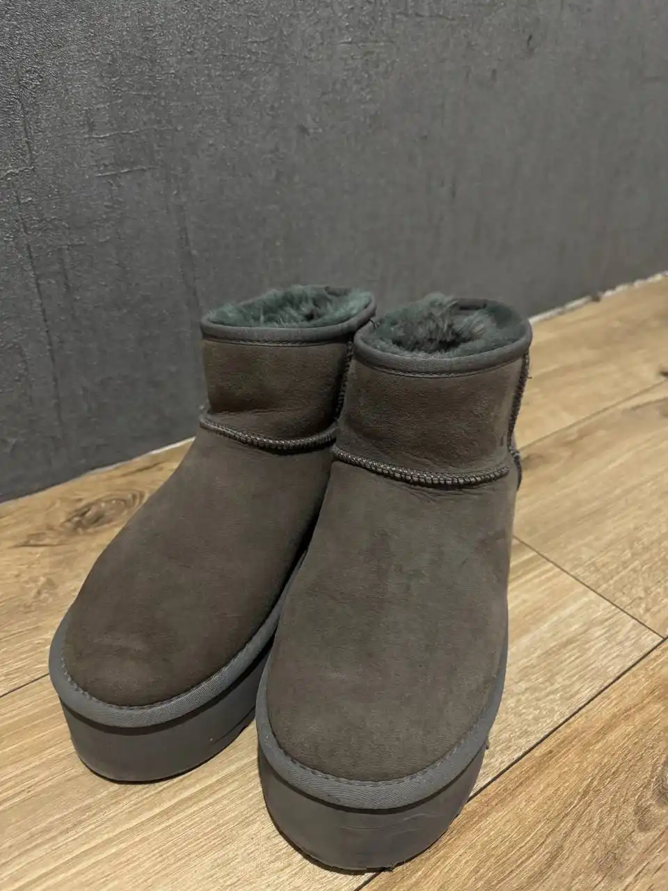 Женские угги 39 размера