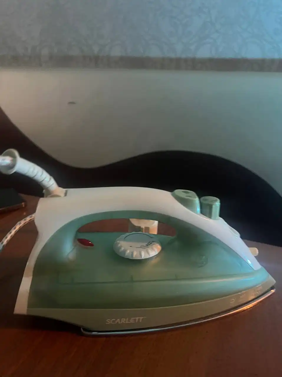 Продам тостер и утюг срочно