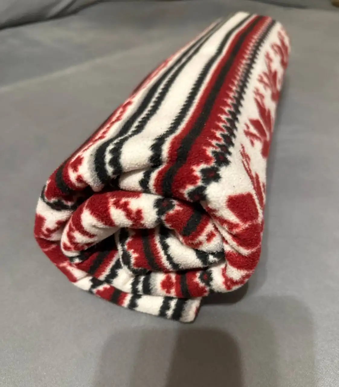 Плед флисовый с новогодним принтом