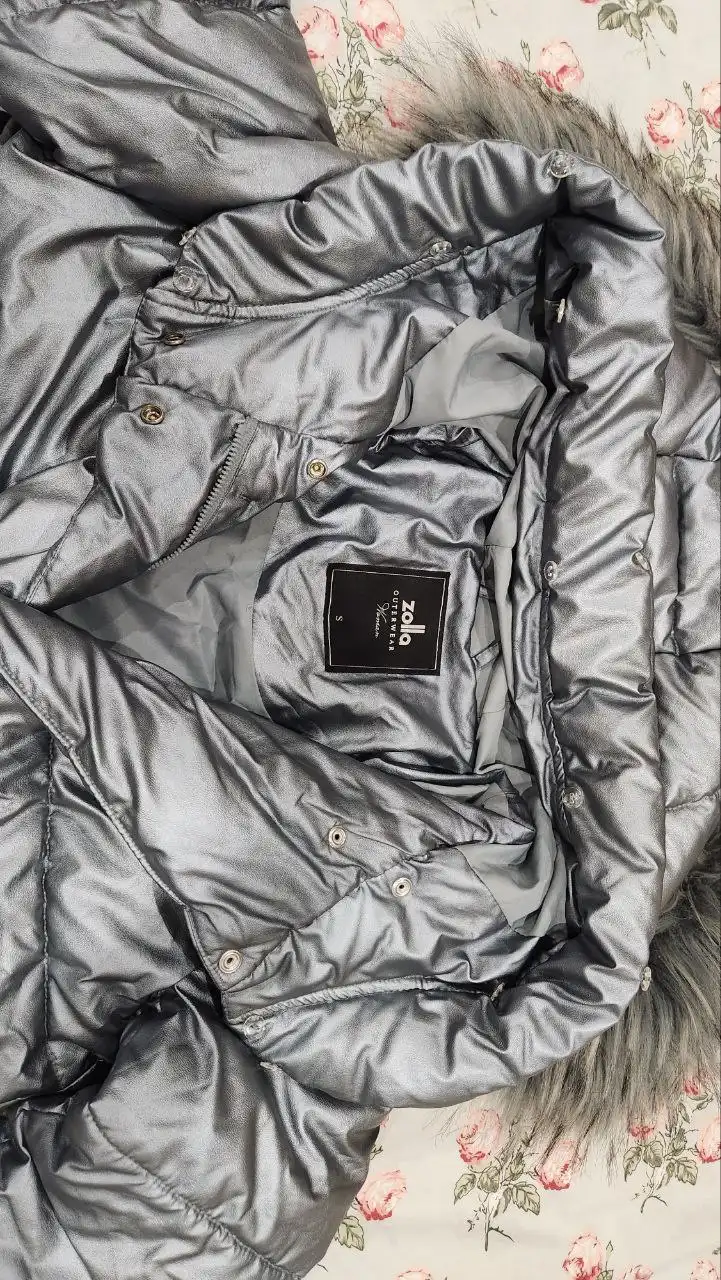 Женская куртка размер S