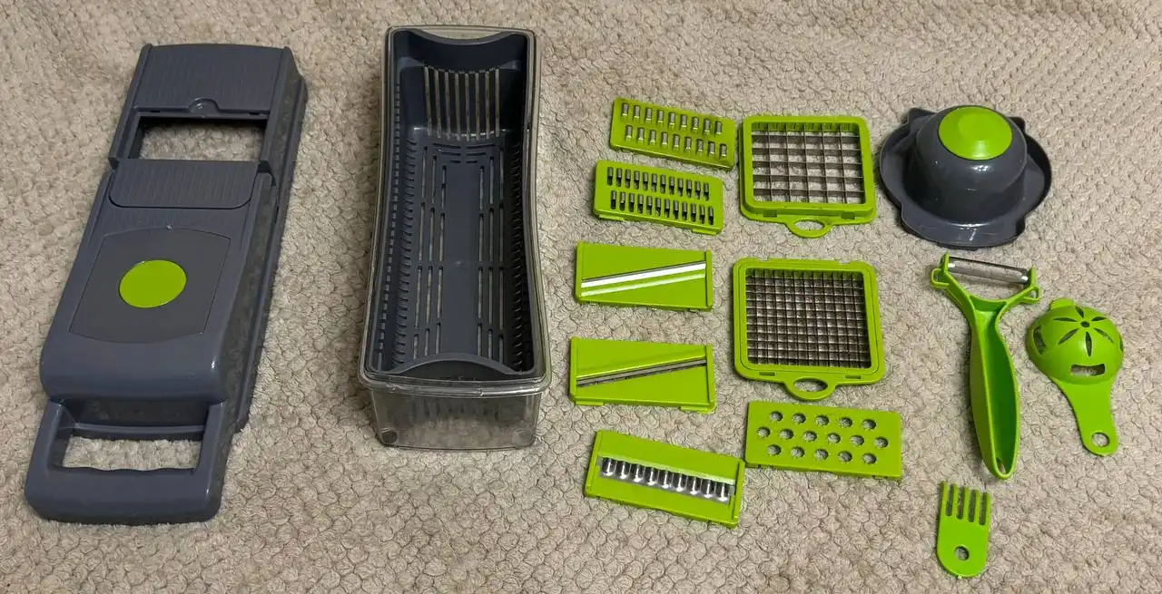 Овощерезка с полным комплектом насадок