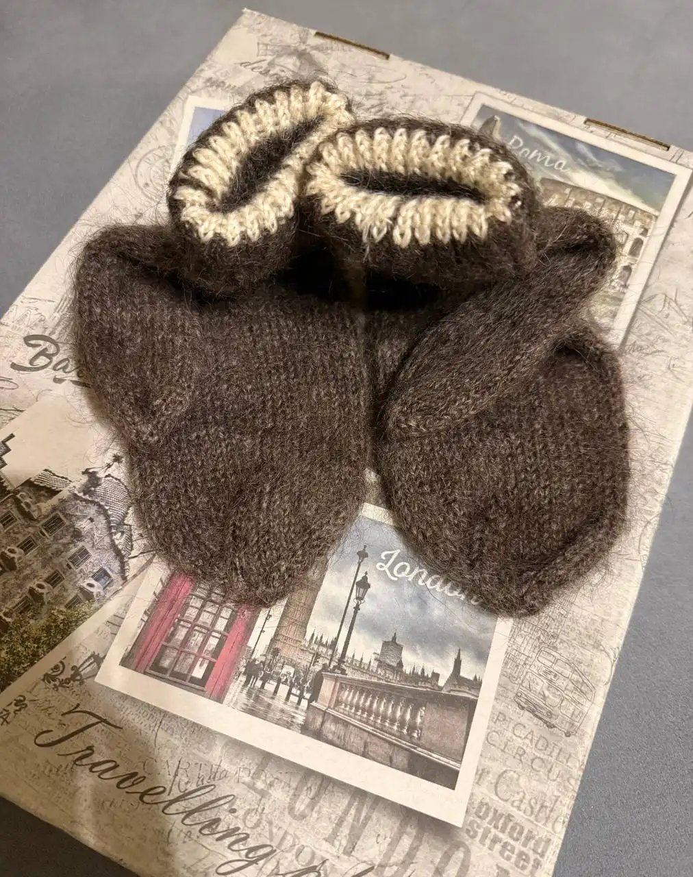 Варежки новые из козьего пуха