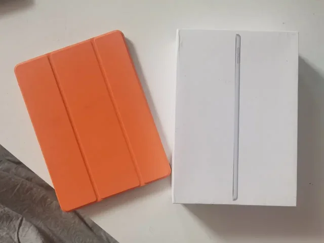 iPad 9, 2021, 64 ГБ в идеальном состоянии - Электроника в Люберцы